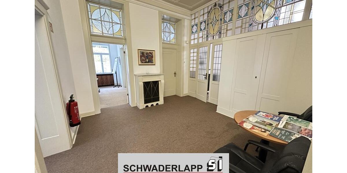 Repräsentative Altbaufläche für Büro oder Praxis in Toplage zimmer