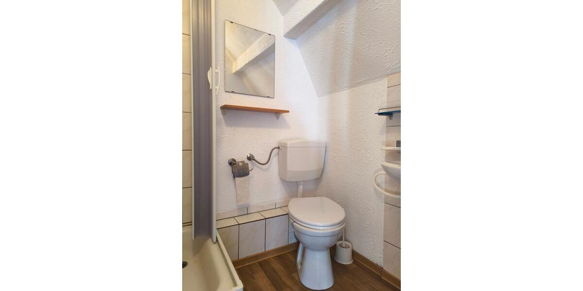 Dachgeschoßwohnung Friedrichsthal - 2 Zimmer, 38 m&sup2;, 280&euro; | Angebot:26278253