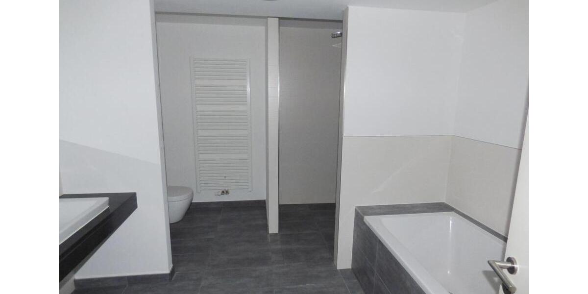 Etagenwohnung Leipzig Süd - 5 Zimmer, 212 m&sup2;, 2.332&euro; | Angebot:25232376