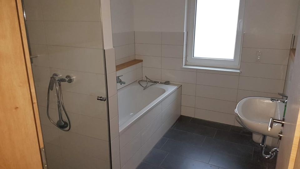Erdgeschoßwohnung Edemissen - 4 Zimmer, 104 m&sup2;, 1.250&euro; | Angebot:26445265