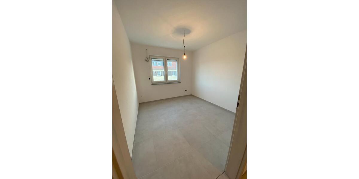 Erdgeschoßwohnung Kreßberg - 3 Zimmer, 78 m&sup2;, 745&euro; | Angebot:26101712