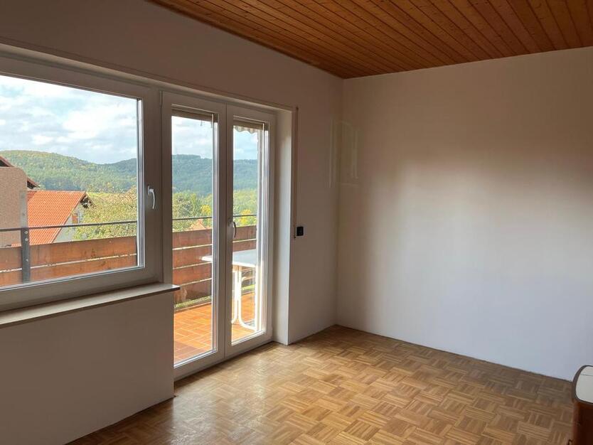 Schöne helle Wohnung in Schopp zimmer