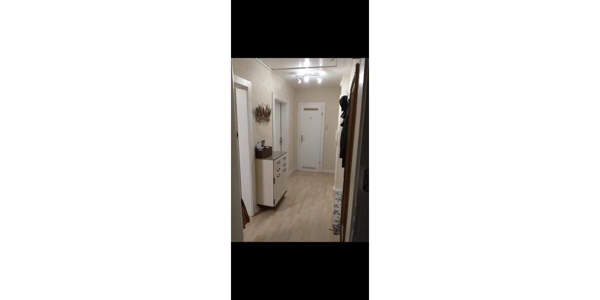 Dachgeschoßwohnung Göttingen - 3 Zimmer, 65 m&sup2;, 900&euro; | Angebot:26603172