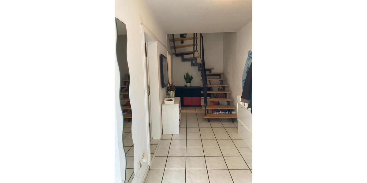 Etagenwohnung Paderborn Univiertel - 5 Zimmer, 95 m&sup2;, 265&euro; | Angebot:25642592