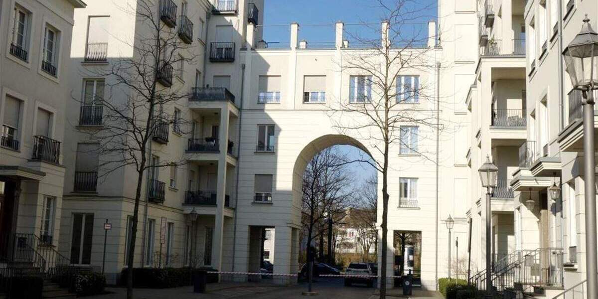 2 Zi. EG-Wohnung mit Garten u. Terrasse. Concierge. Eignet sich für eine Einzelperson. 2 zimmer