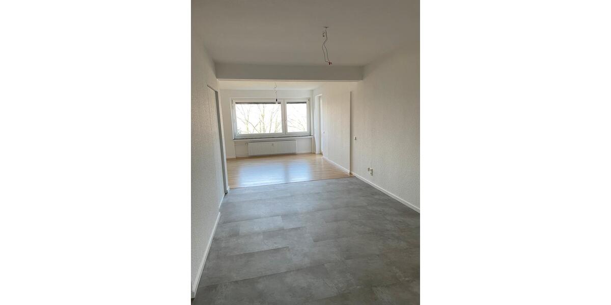 Etagenwohnung Iserlohn - 3 Zimmer, 108 m&sup2;, 1.350&euro; | Angebot:24843188