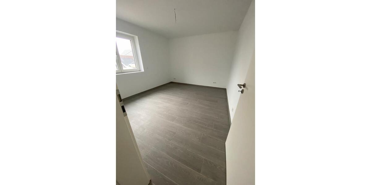 Etagenwohnung Bedburg-Hau Hau - 3 Zimmer, 92 m&sup2;, 1.012&euro; | Angebot:26481180