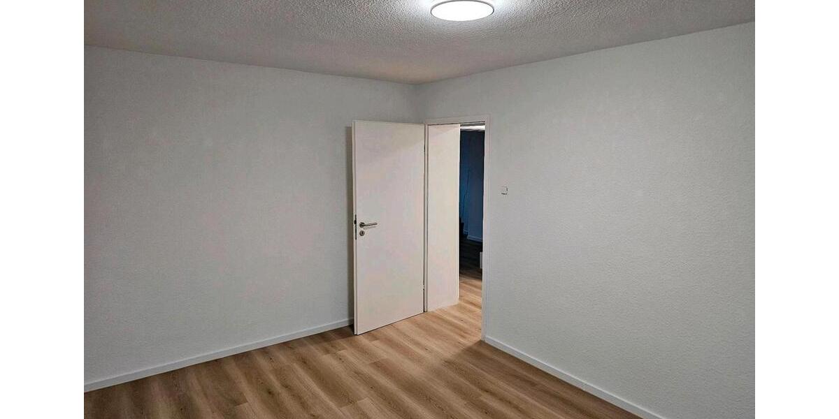Etagenwohnung Solingen Höhscheid - 2 Zimmer, 51 m&sup2;, 810&euro; | Angebot:26701752