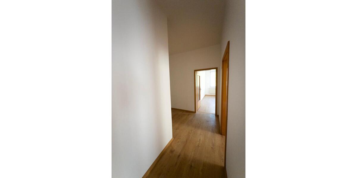 Etagenwohnung Schneeberg - 3 Zimmer, 80 m&sup2;, 500&euro; | Angebot:26646093