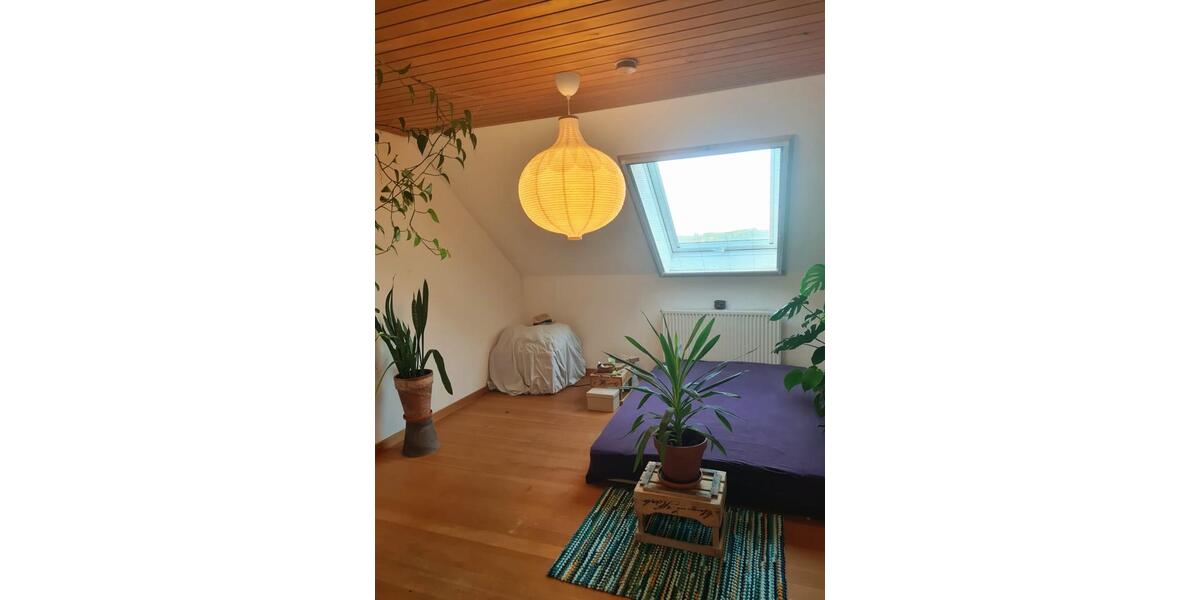 Dachgeschoßwohnung Argenbühl - 5 Zimmer, 141 m&sup2;, 1.500&euro; | Angebot:25931279