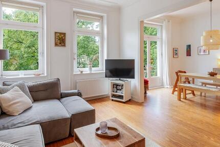 Möblierte 80m² Altbauwohnung in Eimsbüttel – 2.300 € Warm 2 zimmer