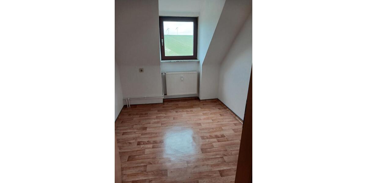 Dachgeschoßwohnung Schöppenstedt - 5 Zimmer, 69 m&sup2;, 380&euro; | Angebot:26561242