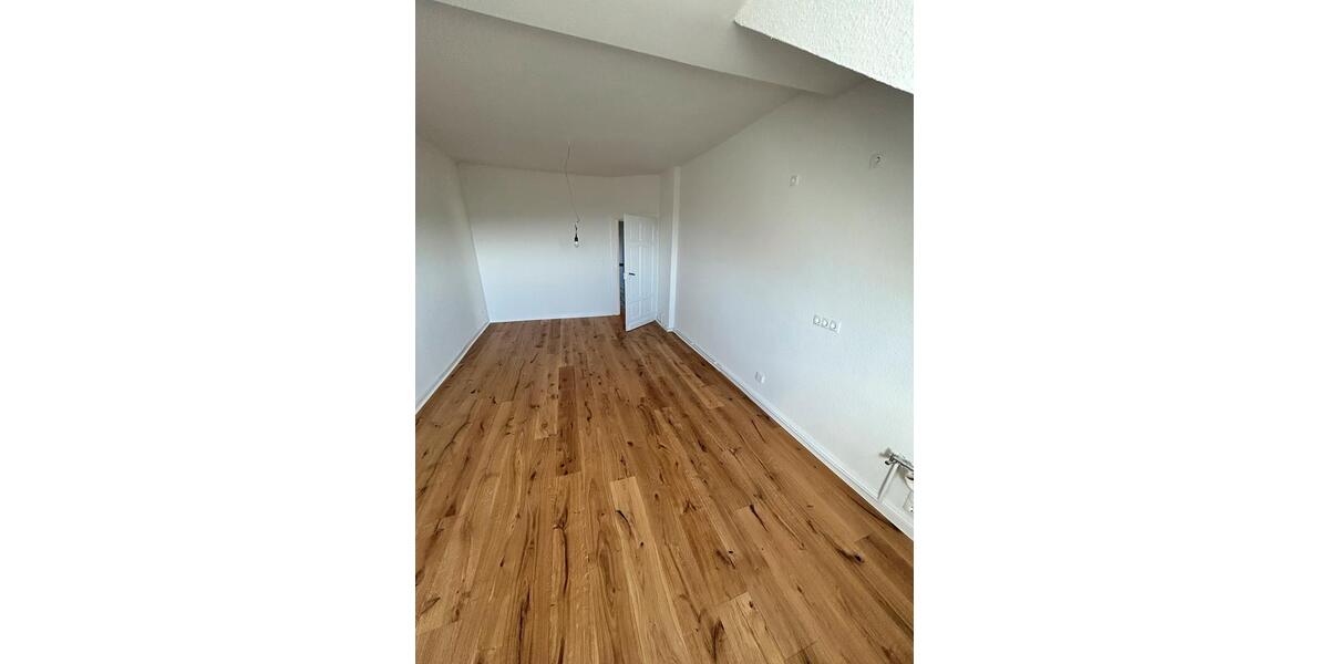 Dachgeschoßwohnung Koblenz Arenberg-Immendorf - 4 Zimmer, 145 m&sup2;, 1.740&euro; | Angebot:24671858