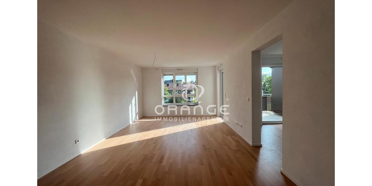 ***Südbalkon und Einbauküche*** 3 zimmer