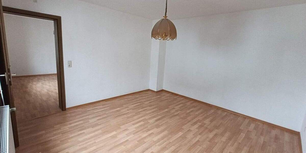 Etagenwohnung Waldsassen - 2 Zimmer, 45 m&sup2;, 350&euro; | Angebot:25094207