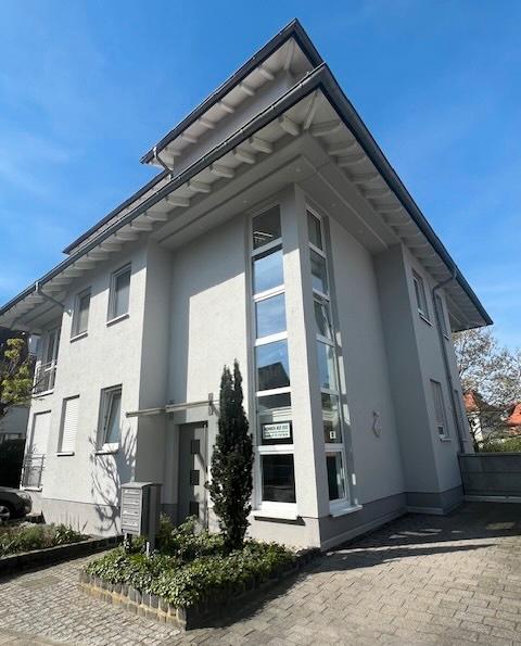 Dachgeschoßwohnung Heppenheim (Bergstraße) - 1 Zimmer, 70 m&sup2;, 1.380&euro; | Angebot:26698326