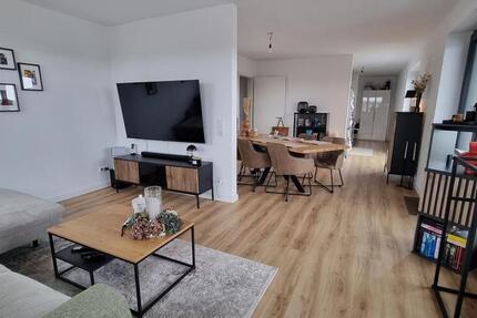 Schöne, neuwertige Penthousewohnung in ruhiger Siedlungslage von Damme 4 zimmer