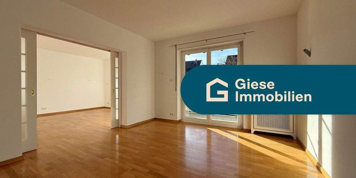 Helle 4-Zi-Whg mit 2 Balkonen und Garage 4 zimmer