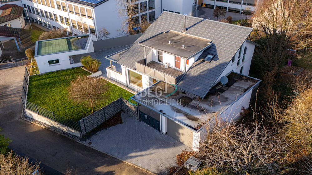Einfamilienhaus Mainhardt - 5 Zimmer, 195 m&sup2;, 2.500&euro; | Angebot:26330441