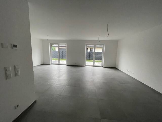Doppelhaushälfte Leopoldshöhe - 5 Zimmer, 146 m&sup2;, 1.700&euro; | Angebot:26751950