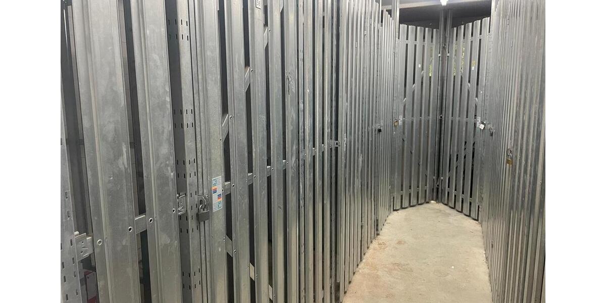 Etagenwohnung Stralsund Knieper - 1 Zimmer, 29 m&sup2;, 345&euro; | Angebot:25901353