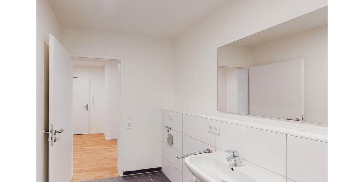Etagenwohnung Stuttgart - 2 Zimmer, 95 m&sup2;, 1.570&euro; | Angebot:26177018