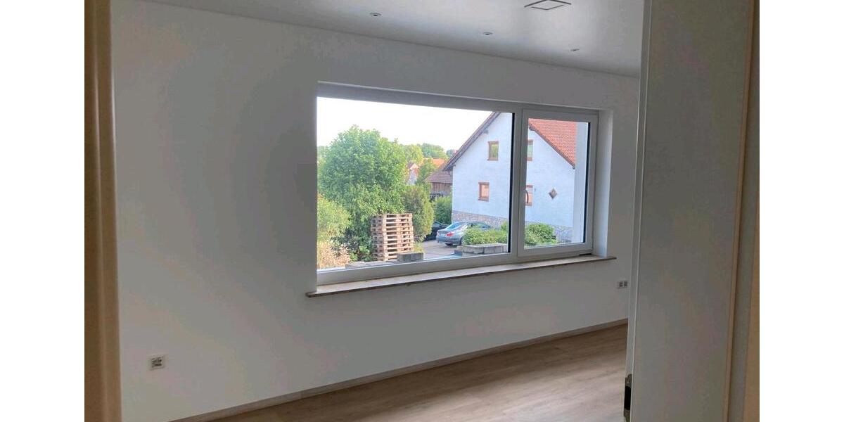Erdgeschoßwohnung Sulzfeld - 4 Zimmer, 132 m&sup2;, 1.280&euro; | Angebot:26288314