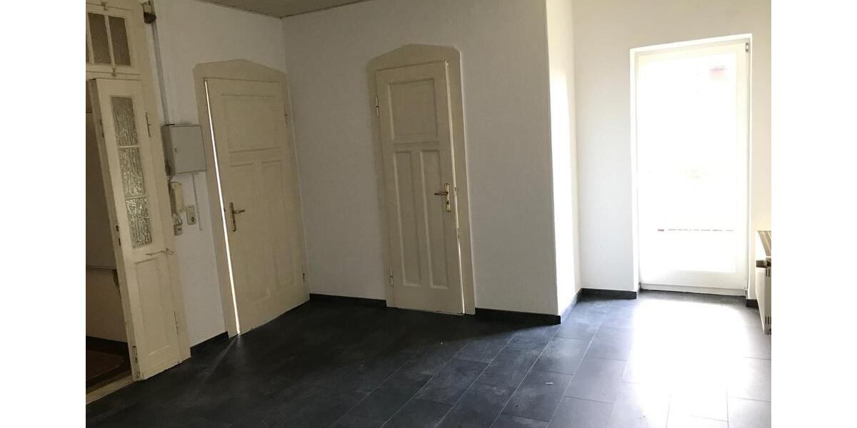 Werdau-West, Villa mit Stil, wenn es etwas ganz Besonderes sein soll, Doppelgarage 4 zimmer