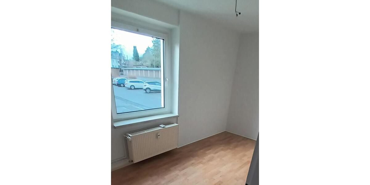 Hochparterre Bad Lobenstein - 3 Zimmer, 58 m&sup2;, 395&euro; | Angebot:26504982