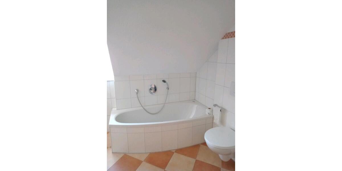 Etagenwohnung Mellrichstadt - 3 Zimmer, 86 m&sup2;, 790&euro; | Angebot:25456504