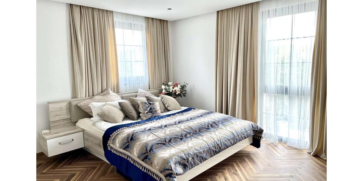 Doppelhaushälfte Hilden Kalstert - 5 Zimmer, 214 m&sup2;, 3.500&euro; | Angebot:23500192