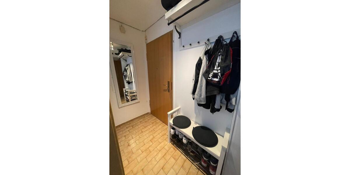 Erdgeschoßwohnung Stuttgart Zuffenhausen - 3.5 Zimmer, 80 m&sup2;, 1.450&euro; | Angebot:26676199