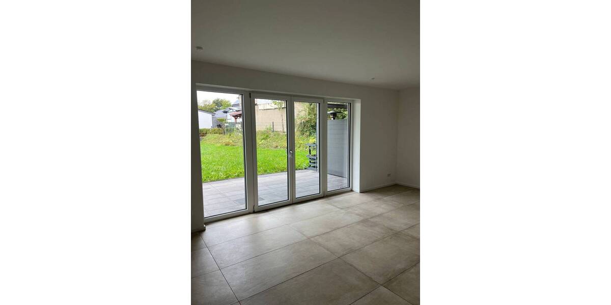 Etagenwohnung Hennef (Sieg) Lichtenberg - 2 Zimmer, 68 m&sup2;, 725&euro; | Angebot:26778265