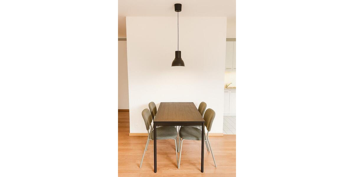 Etagenwohnung Weinstadt - 2 Zimmer, 1.350&euro; | Angebot:23510621