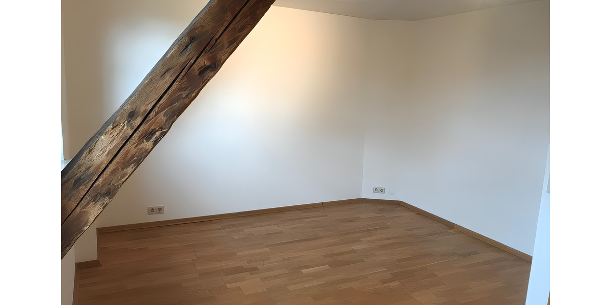 Helle 4-Zimmer-Wohnung ca. 95m²+Sonnenterrasse+ opt. mit Garten 4 zimmer