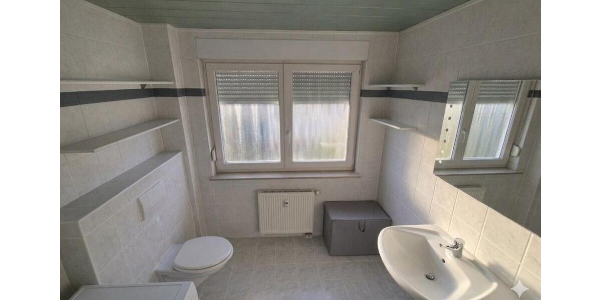 Dachgeschoßwohnung Kippenheim - 3 Zimmer, 77 m&sup2;, 850&euro; | Angebot:26038453