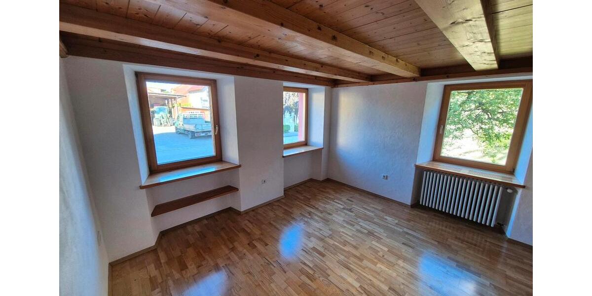 Erdgeschoßwohnung Eggingen - 3 Zimmer, 96 m&sup2;, 980&euro; | Angebot:26680599