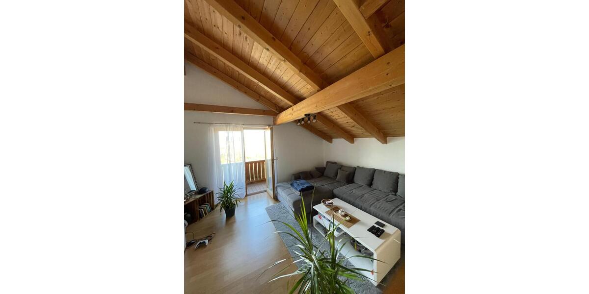 Dachgeschoßwohnung Viechtach - 2 Zimmer, 58 m&sup2;, 490&euro; | Angebot:26232066