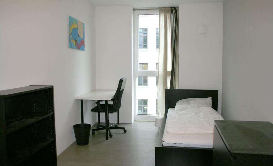WG-Zimmer in Berlin 740 € 13 m² zimmer