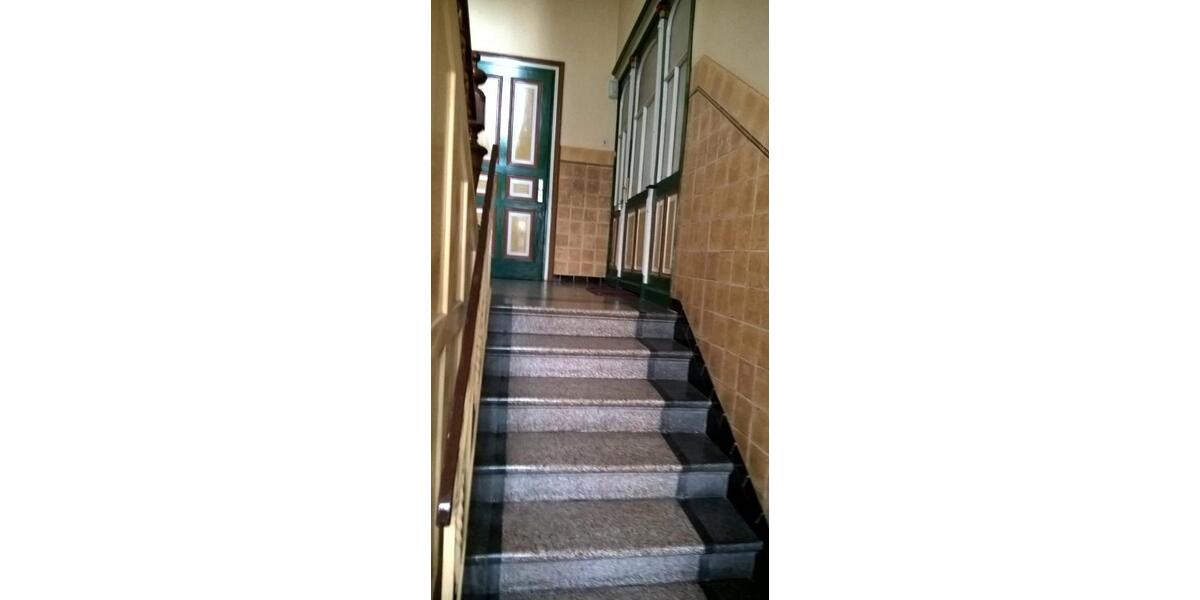 Etagenwohnung Hameln - 4 Zimmer, 160 m&sup2;, 1.040&euro; | Angebot:26621211