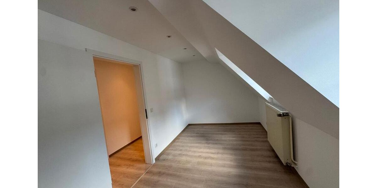 Dachgeschoßwohnung Kalkar - 3 Zimmer, 61 m&sup2;, 675&euro; | Angebot:26492812