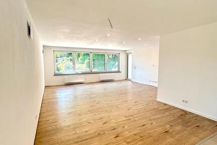 ERSTBEZUG - 4-Zimmer Wohnung mit Einbauküche in Deggendorf