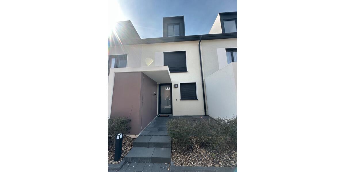 Reihenhaus Crailsheim - 5 Zimmer, 145 m&sup2;, 1.750&euro; | Angebot:26521745
