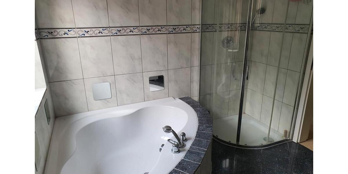 Erdgeschoßwohnung Neustadt am Rübenberge - 4 Zimmer, 115 m&sup2;, 1.000&euro; | Angebot:26684080