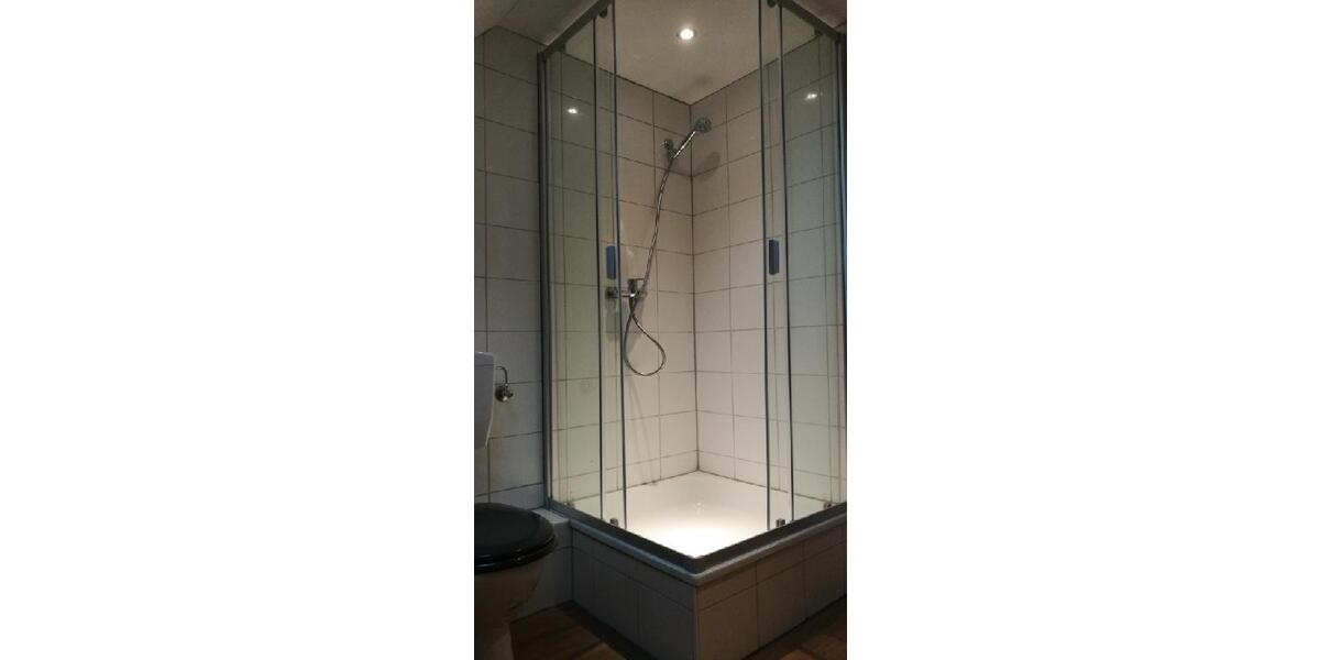 Wohnen auf Zeit Petersberg - 2 Zimmer, 15 m&sup2;, 260&euro; | Angebot:11796855