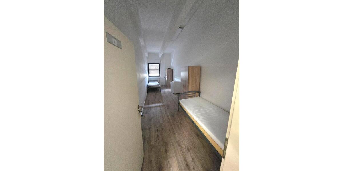 Wohnen auf Zeit Bretten - 25 Zimmer, 30 m&sup2;, 350&euro; | Angebot:25982146