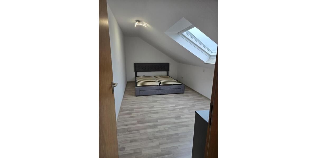 Dachgeschoßwohnung Waiblingen Bittenfeld - 2 Zimmer, 40 m&sup2;, 750&euro; | Angebot:25112741