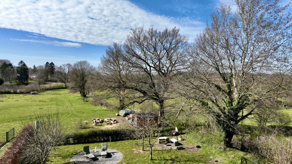 Einfamilienhaus Molfsee - 8 Zimmer, 250 m&sup2;, 3.300&euro; | Angebot:26490111
