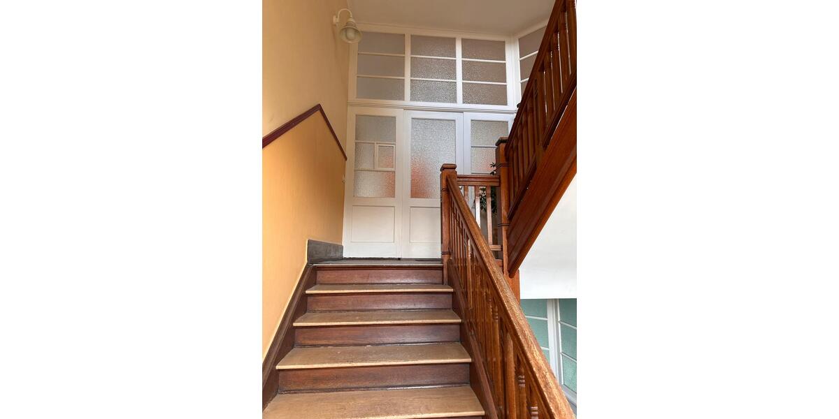 Etagenwohnung Frankfurt am Main West - 5 Zimmer, 130 m&sup2;, 2.000&euro; | Angebot:25646674