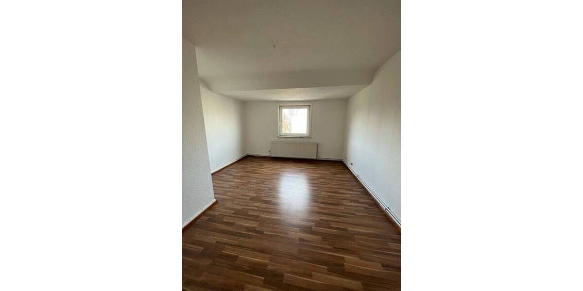 Etagenwohnung Holzminden Allersheim - 4 Zimmer, 80 m&sup2;, 410&euro; | Angebot:26778209